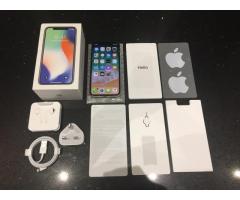 Apple iPhone X 256GB Unlocked == $700