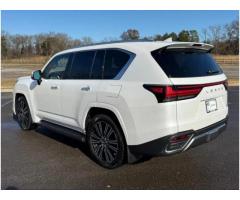 For Sale : Lexus LX600 Signature 2023 GCC Specs